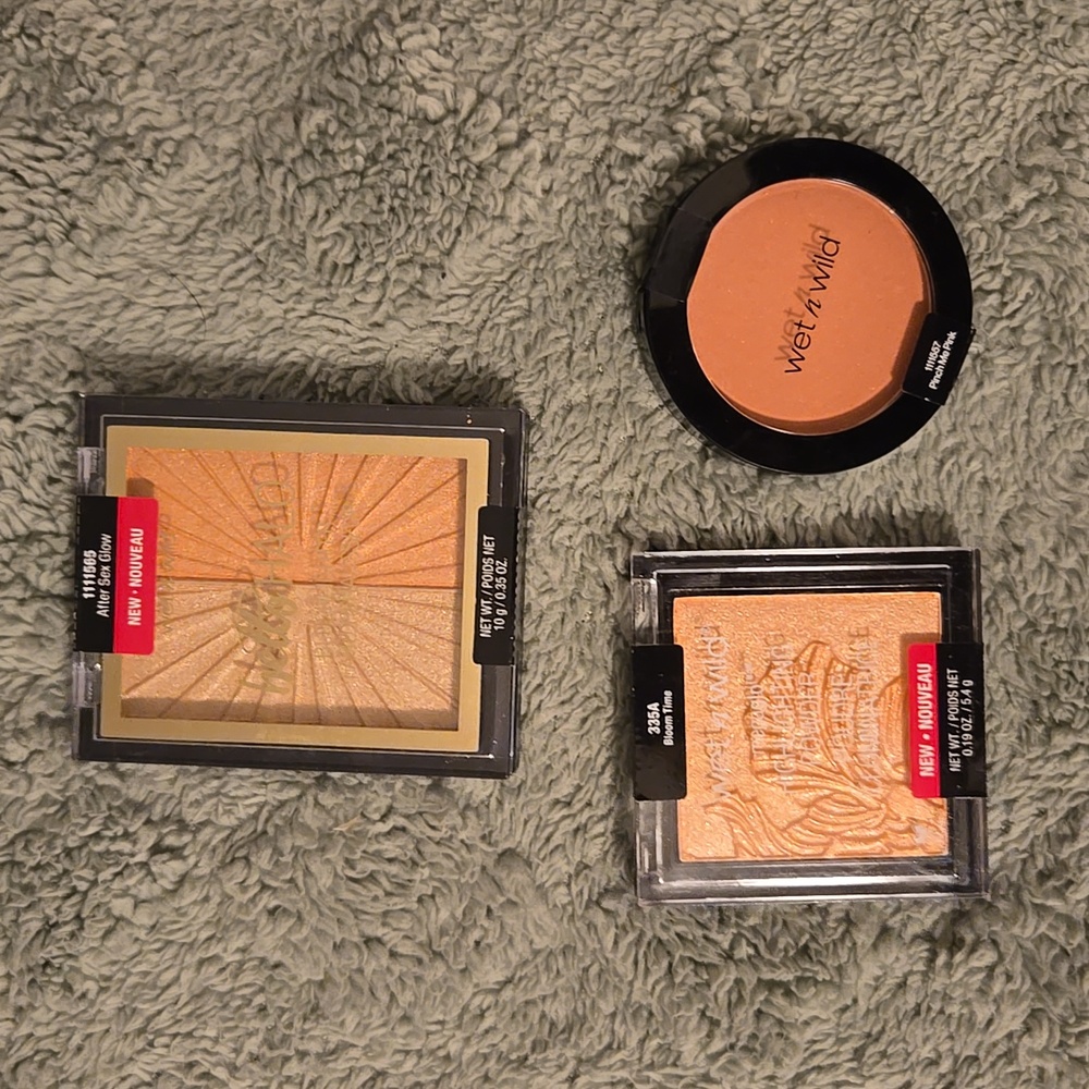 New! Wet n Wild After Sex Glow Blush and Highlighter Triple Pack Set
